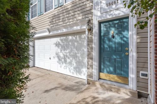 18461 Sierra Springs Sq, Leesburg, VA 20176-6858
