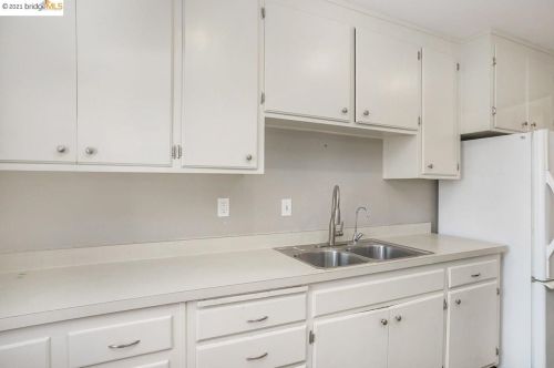 214 Ruby St, Oakley CA  94561-2197 exterior