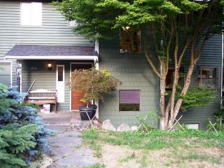 20311 84th Pl, Edmonds, WA 98026-6607