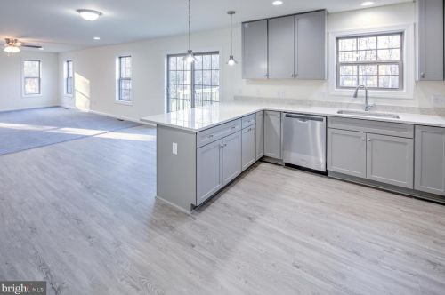 111 Mourning Dove Ln, Dover DE  19901-9322 exterior