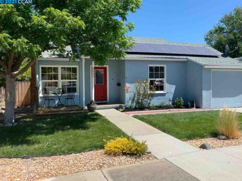 2447 Pepper Dr, Concord, CA 94520-1741