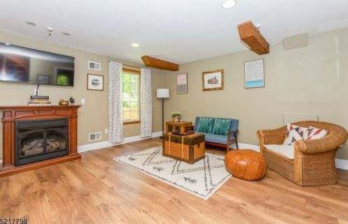 141 Glenside Ave, Scotch Plains NJ  07076-1528 exterior