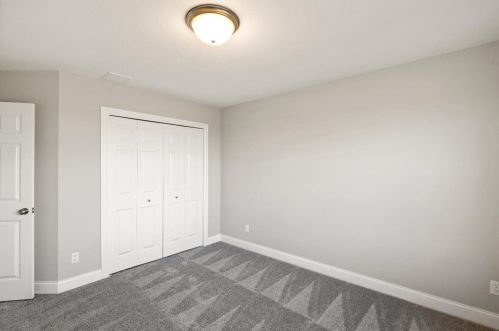 10188 Sentry Dr, Dyer IN  46373 exterior
