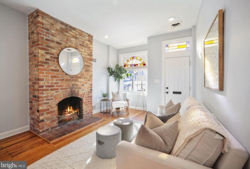 1224 Linden Pl, Washington, DC 20002-4455
