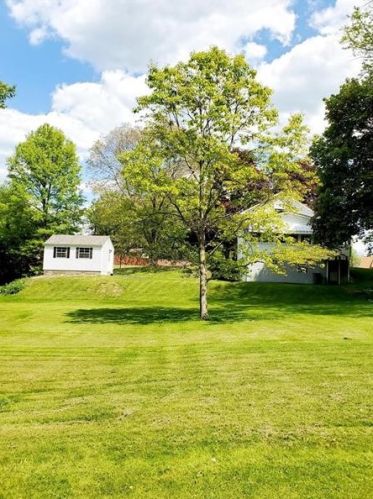 234 Naugle Rd, Beaver Falls, PA 15010-1426