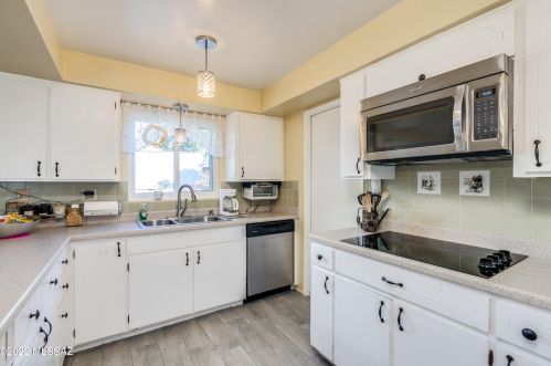 263 Abrego Dr, Green Valley AZ  85614-1504 exterior