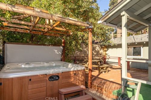 1117 Rainbow Blvd, Big Bear City CA  92314-9383 exterior