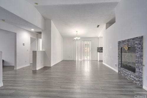 13174 Butte Ave, Victorville CA  92395-9504 exterior