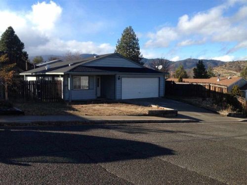 1421 Pyrite Dr, Yreka, CA 96097-9622
