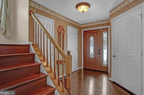 101 Lilac St, Harrisburg, PA 17110-9007