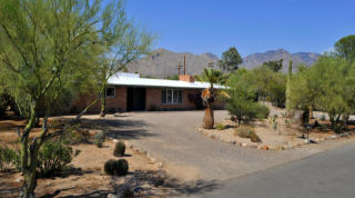 1130 Santo Domingo Cir, Tucson, AZ 85704-2953