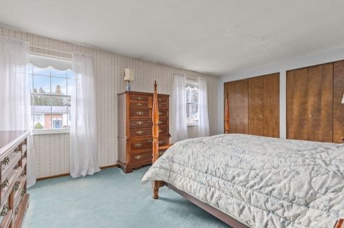 226 Iola St, Glenshaw PA  15116-2029 exterior