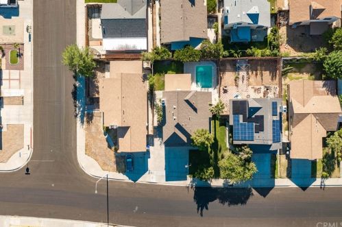 12441 San Jacinto Dr, Victorville, CA 92392-8828