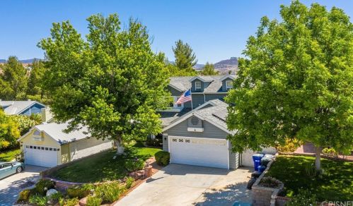 31916 Green Hill Dr, Santa Clarita, CA 91384-3007