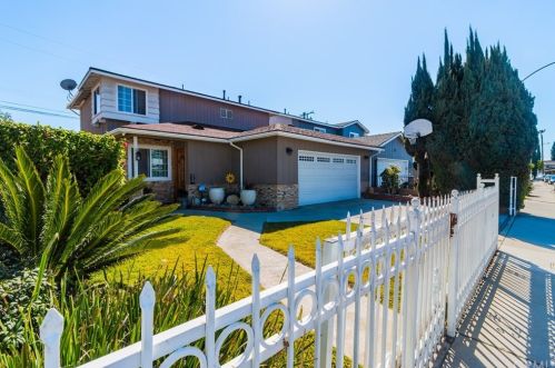 5830 Adele Ave, Whittier, CA 90606-1010