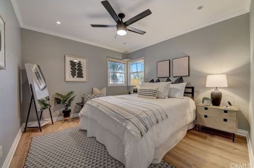 820 Stevely Ave, Long Beach CA 90815-3557 exterior