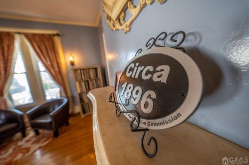 86 Freeman St, Woodbridge NJ  07095-3435 exterior