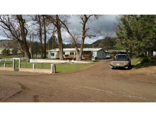 45187 Heppner Spray Hwy, Spray, OR 97874-8213