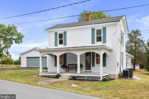 618 Capon St, Strasburg, VA 22657-1170