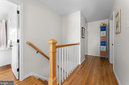 306 Hampton Rd, Wilmington DE  19803-2420 exterior