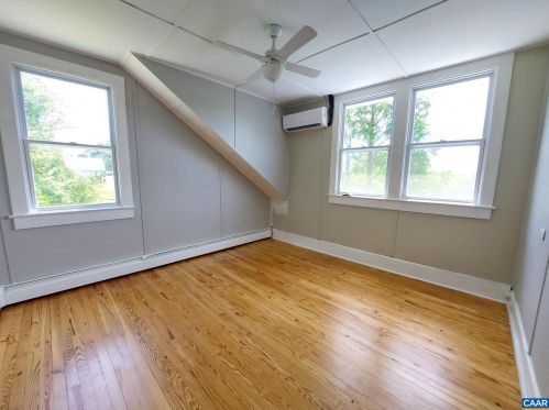 115 Madison Rd, Stanardsville VA  22973-2934 exterior