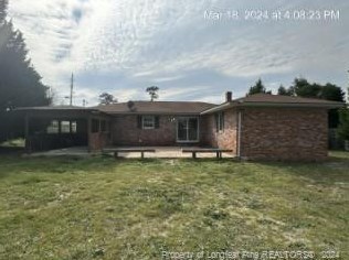 6414 Greengate Hill Rd, Fayetteville NC  28303-2117 exterior