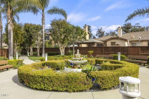 3870 Shakespeare Dr, Oxnard CA  93033-6868 exterior