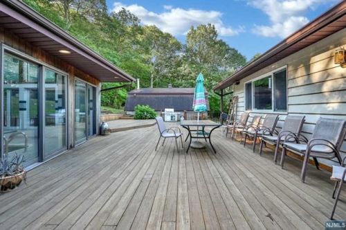 234 Morsetown Rd, West Milford Lakes NJ  07480-3104 exterior