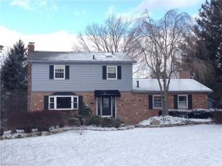 611 Highland Rd, Macedonia, OH 44067-2540