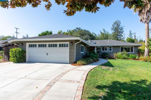 1431 Bedford Ave, Sunnyvale, CA 94087-3804