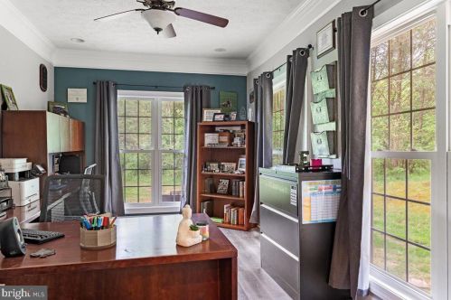 3098 Hamburg Rd, Edinburg VA  22824-3093 exterior