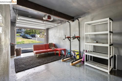 161 Holiday Hills Dr, Pacheco CA  94553-4211 exterior