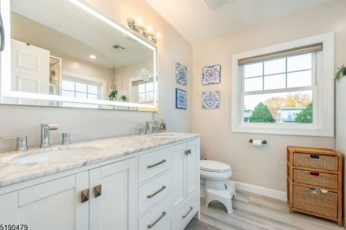 1149 Briarcliff Dr, Rahway NJ  07065-1935 exterior