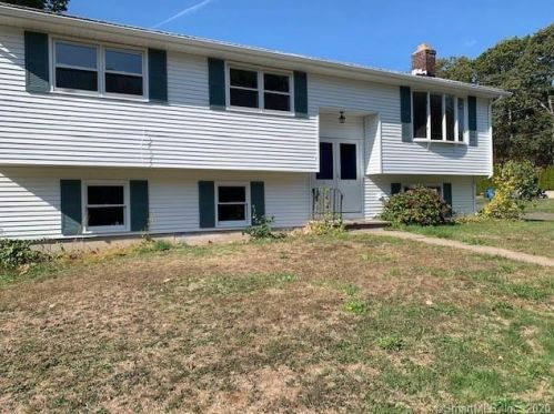81 Indiana St, Bristol, CT 06010-2830
