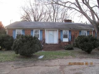 3918 La Grange Dr, Greensboro, NC 27406-6908