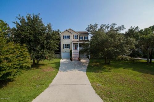 9404 Voyagers Way, Wilmington, NC 28412-3442