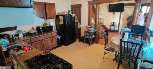 1406 Clinton Ave, Trenton, NJ 08610-6210