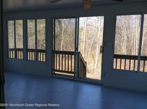 165 Huntley Ave, Berkeley Township NJ  08721-1351 exterior