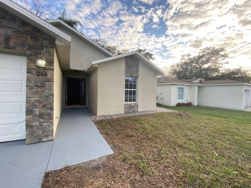216 Pine St, Orlando, FL 32824-8243