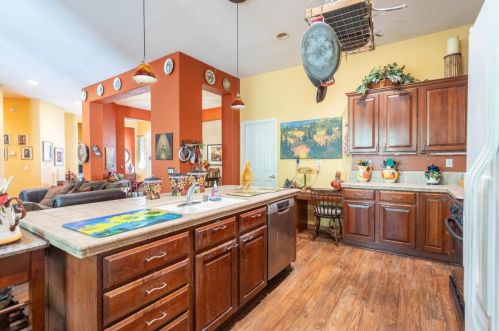 2431 Emerald Lake Ln, Elk Grove CA  95758-3608 exterior