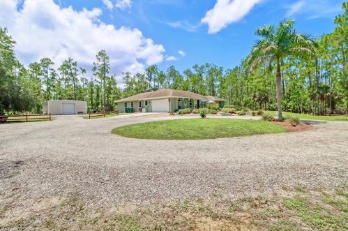 4244 12th Ave, Naples, FL 34120-9084