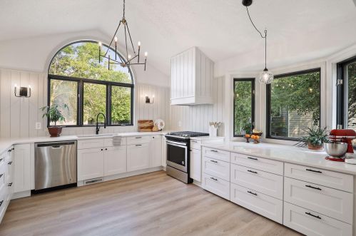 2008 Johnson Ct, Waterford MN  55057-3527 exterior