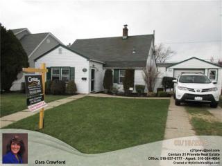 13 Book Ln, Plainedge, NY 11756-3507