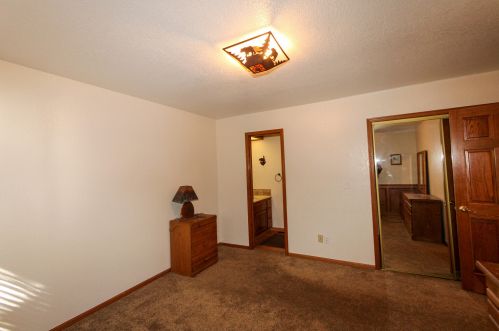 1253 Panorama Dr, Big Bear City CA  92314-9828 exterior