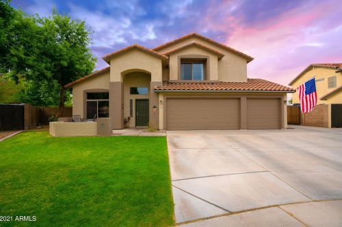 1173 Galveston St, Gilbert, AZ 85295-4819