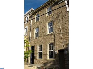 245 Hermitage St, Philadelphia, PA 19127-1010