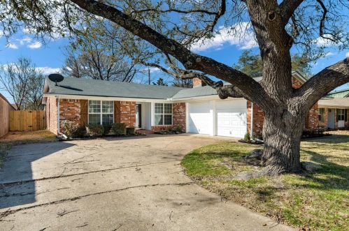 709 Melrose Dr, Richardson TX  75080-4111 exterior