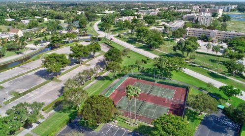 14475 Strathmore Ln, Delray Beach FL  33446-3042 exterior