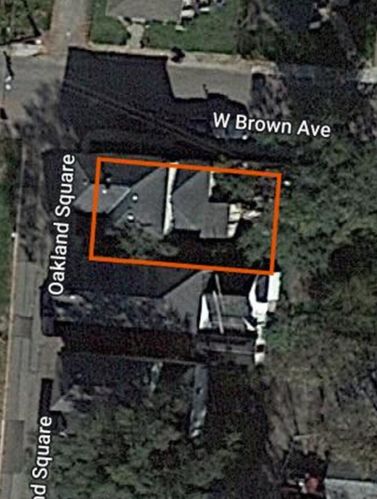 228 Oakland Sq, Bellefontaine OH  43311-2143 exterior