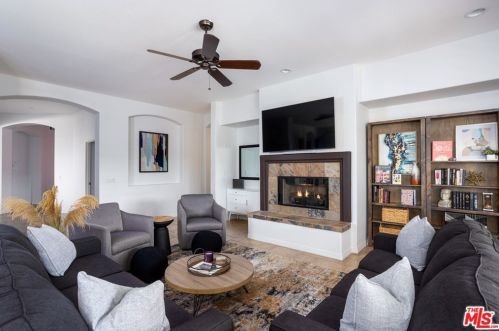 48573 Cascade St, Indio CA  92201-8472 exterior